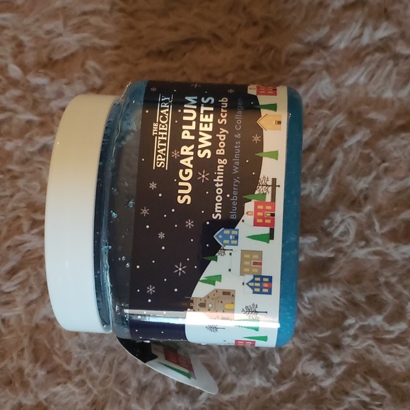 Sugar Plum Sweets smoothing body scrub - Picture 2 of 3
